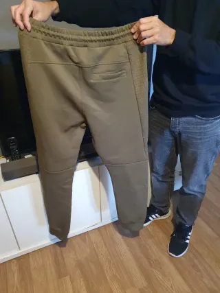 Pantalón Cruyff Talla M Verde Oliva Nuevo