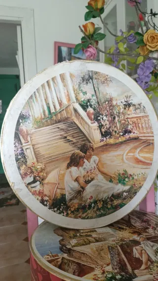 Caja decorativa vintage