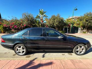 Mercedes-Benz Clase S 600L V12 367 CV