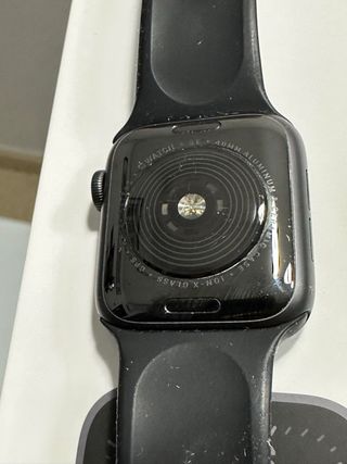 Apple Watch SE 40mm Space Gray GPS