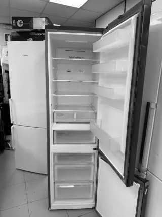 Nevera samsung nueva con garantía