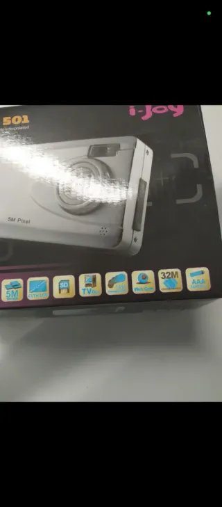 Cámara Digital i-Joy 12.0 MP sin estrenar
