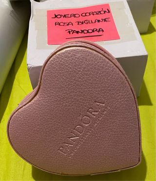 Lote Merchandising Pandora