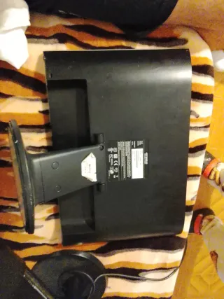 Monitor Hyundai it corp N90