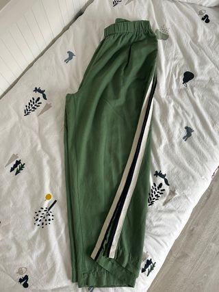 Pantalón palazzo verde Primark talla L