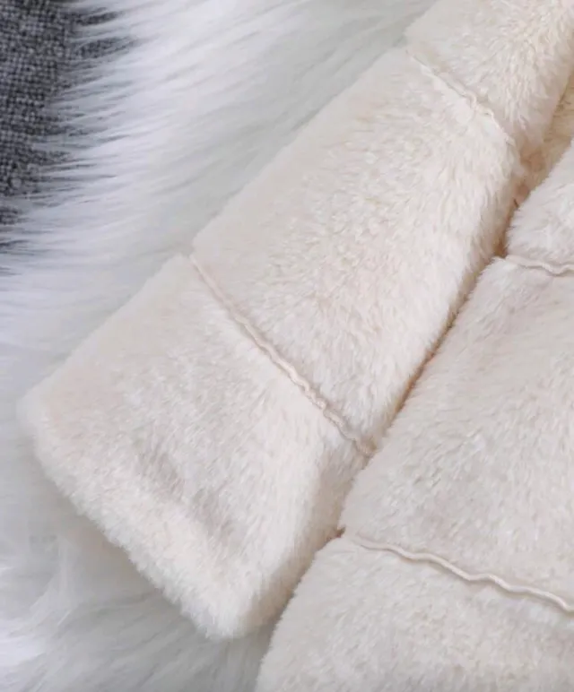 Cappotto bianco per bambina