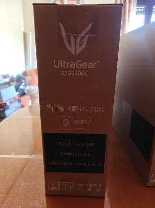 Monitor LG 27 QHD 180Hz Curvo Ultragear