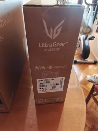 Monitor LG 27 QHD 180Hz Curvo Ultragear