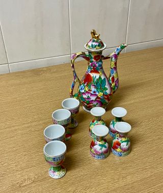 Juego Licorera y 6 Copas Porcelana China