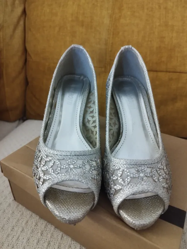 Zapatos de fiesta plateados tacón 8cm