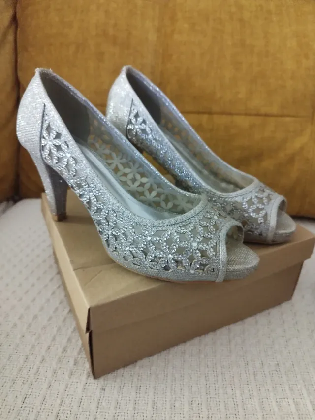 Zapatos de fiesta plateados tacón 8cm