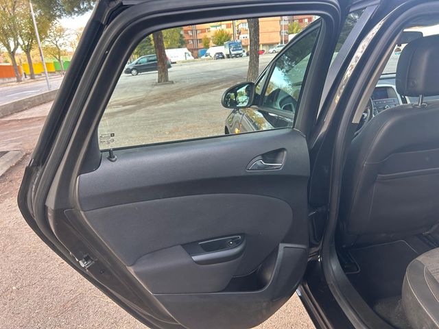 Opel Astra 1.6CDTI 110CV AŃO 2015 ETIQ C