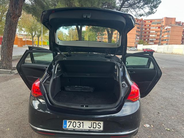 Opel Astra 1.6CDTI 110CV AŃO 2015 ETIQ C