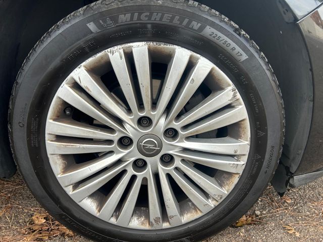 Opel Astra 1.6CDTI 110CV AŃO 2015 ETIQ C