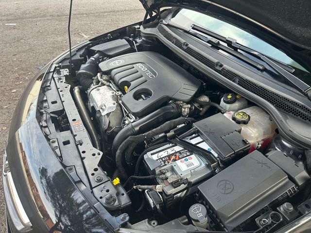 Opel Astra 1.6CDTI 110CV AŃO 2015 ETIQ C