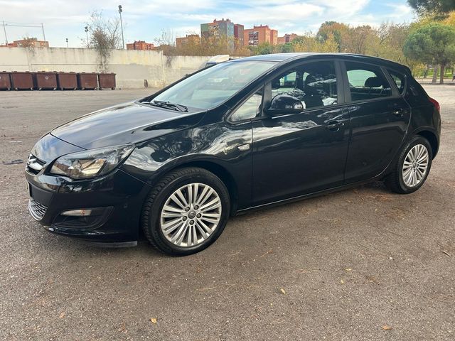 Opel Astra 1.6CDTI 110CV AŃO 2015 ETIQ C