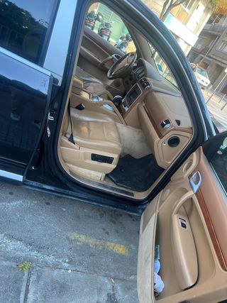 Porsche Cayenne 2003