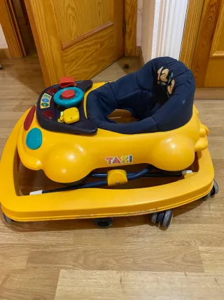 Tacata para bebé amarillo