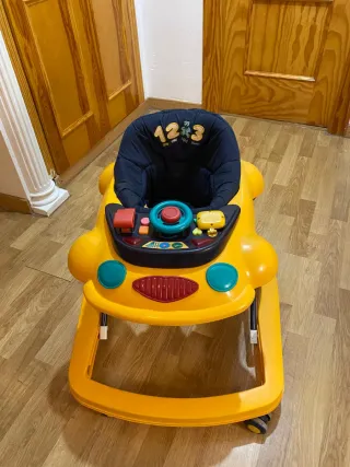 Tacata para bebé amarillo