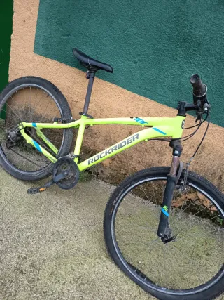 Bicicleta Rockrider 26 Amarillo