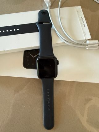 Apple Watch SE 40mm GPS + Cellular