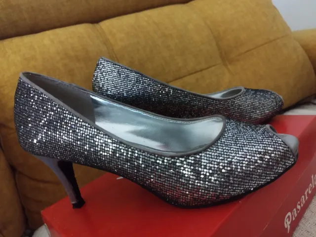 Zapatos de fiesta plateados tacón 8cm