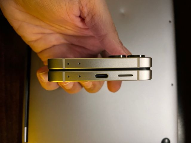 Samsung Z Flip7 FE (3 ciclos de carga)