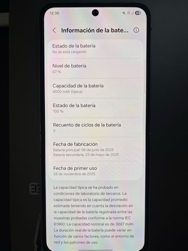 Samsung Z Flip7 FE (3 ciclos de carga)