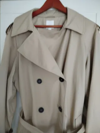 Gabardina larga beige