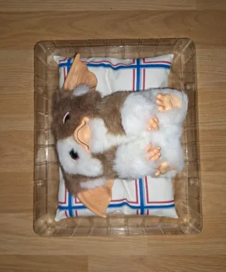 Jun Planning Mogwai Gizmo Craft Label