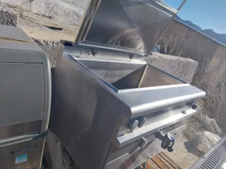 MARMITA DE COCINA PROFESIONAL A GAS MUY NUEVA!