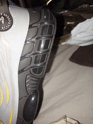Zapato de seguridad talla 42