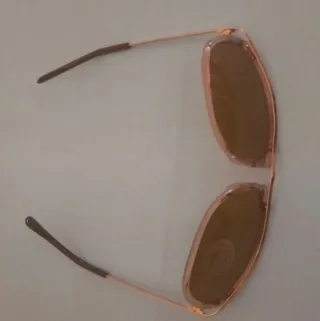 Gafas de sol vintage doradas y marrones