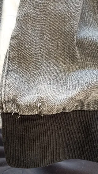 Vaquero elástico gris