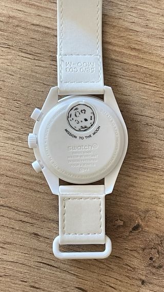 Omega x Swatch Snoopy