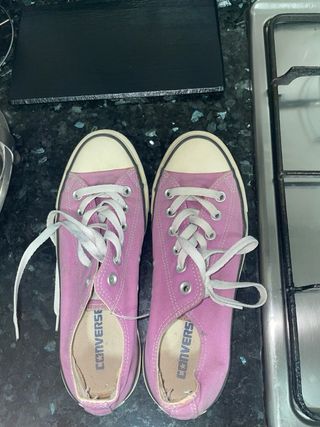 Converse bajas lilas