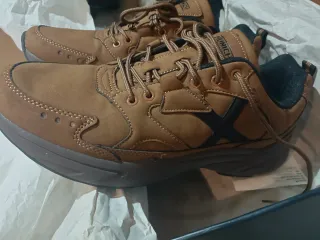 Zapatillas Munich Marrones Talla 44