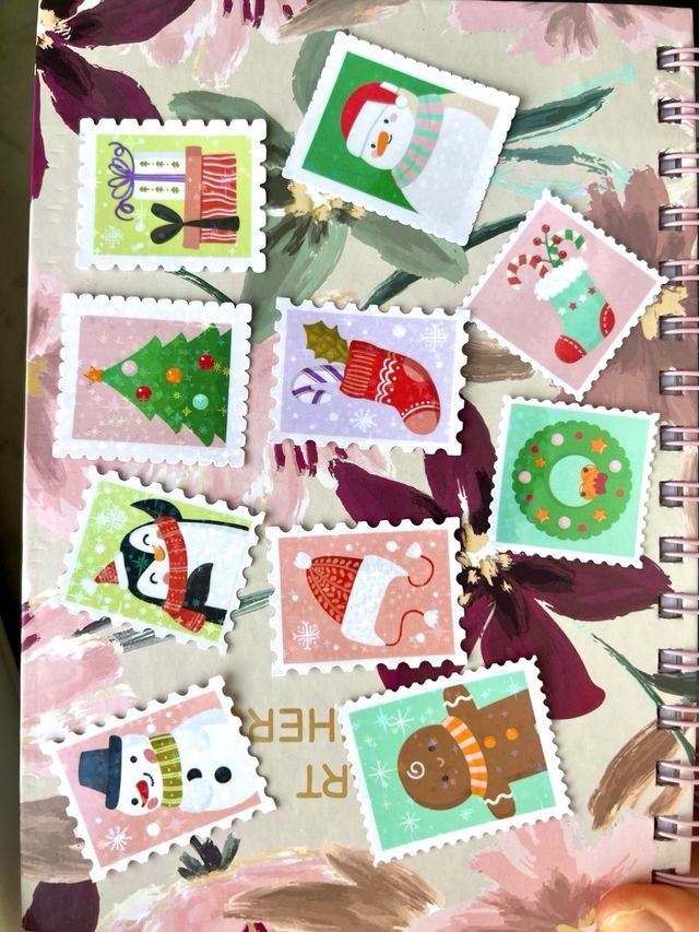 Adesivi Natalizi a forma di francobollo.