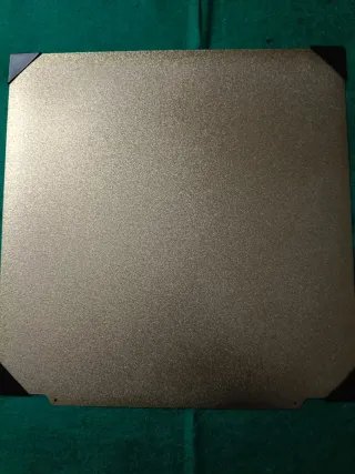 Plataforma Construcción Impresora 3D Dorada