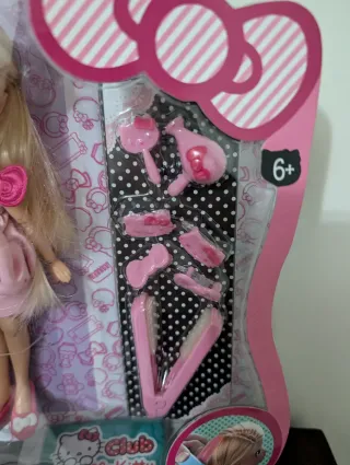 Muñeca Hello Kitty Club Mechas Rosas