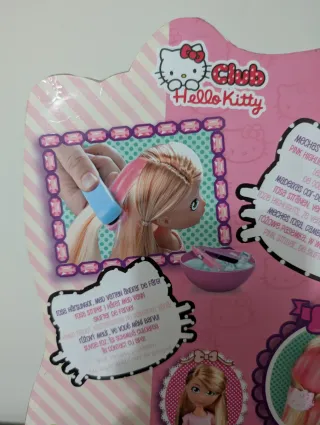 Muñeca Hello Kitty Club Mechas Rosas