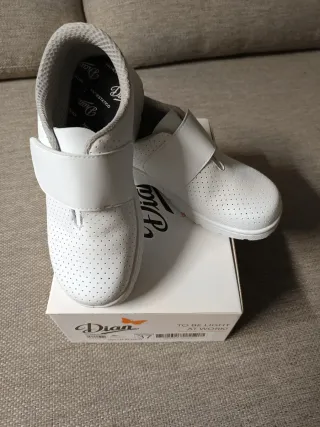 Zuecos sanitarios mujer Dian talla 37