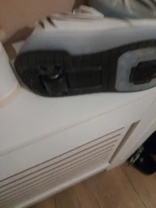 Deportivas con ruedas y luces Talla 33