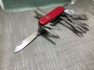 Canivete Victorinox Swisschamp 91mm