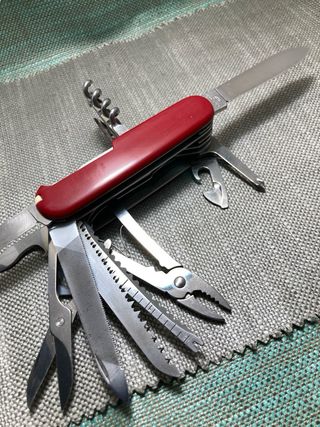 Canivete Victorinox Swisschamp 91mm