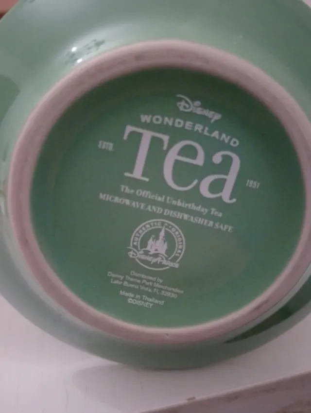 TAZZA DISNEY ALICIA NEL PAESE DELLE MERAVIGLIE