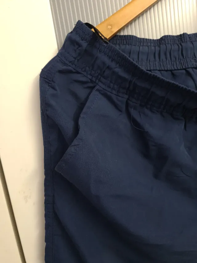 Calça 3/4 de moletom masculina