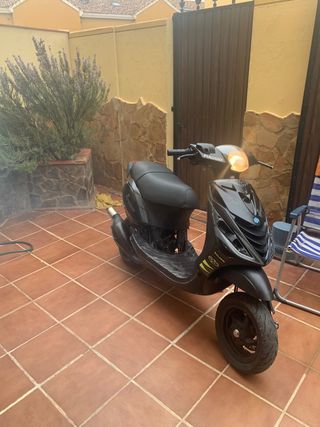 Piaggio Zip SP Kat