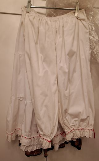 Falda Regional Jota Marrón.