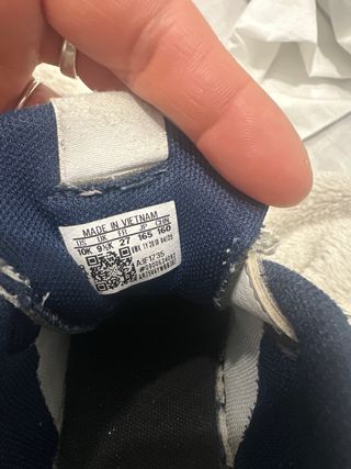 Zapatillas Adidas Blancas y Azules, talla 27